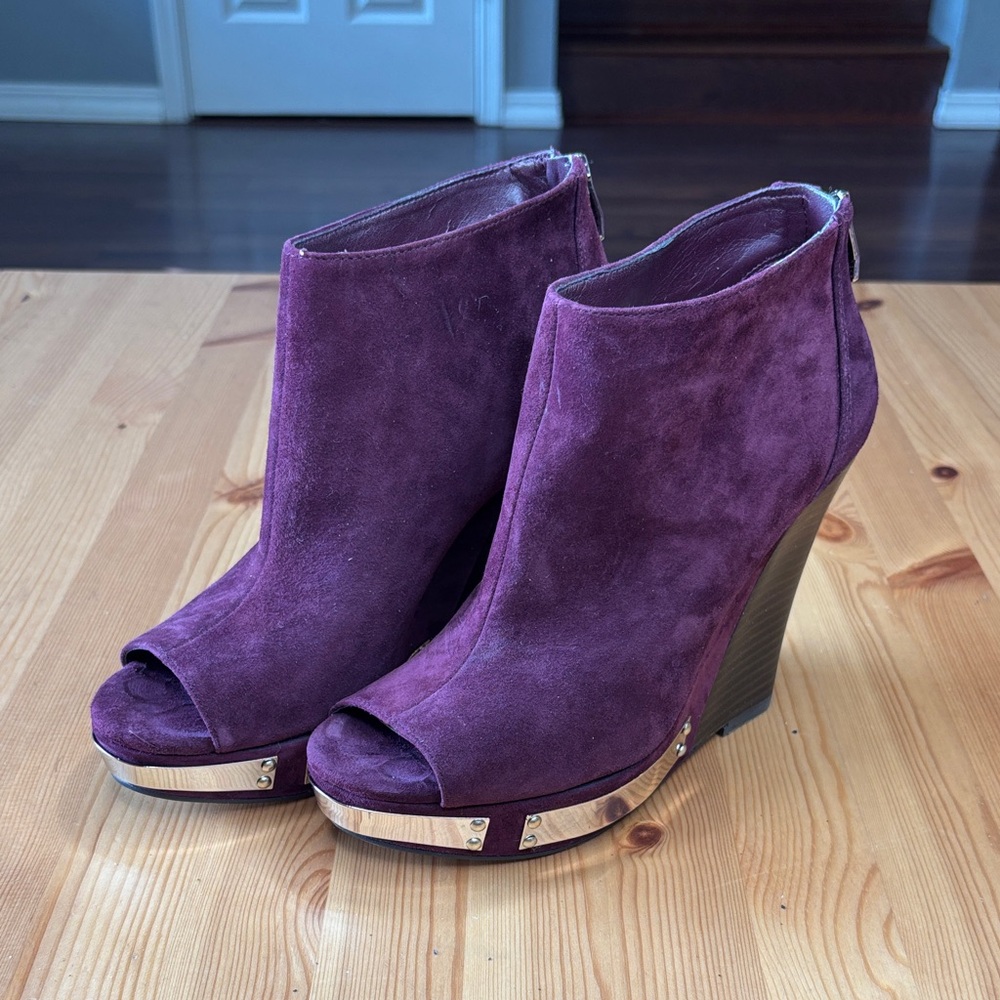 Vince Camuto Purple Suede Wedges